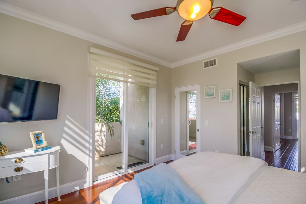 Virtual tour photo 50 of 68 for 1405 Locust St