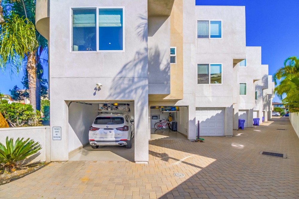Virtual tour photo 65 of 68 for 1405 Locust St