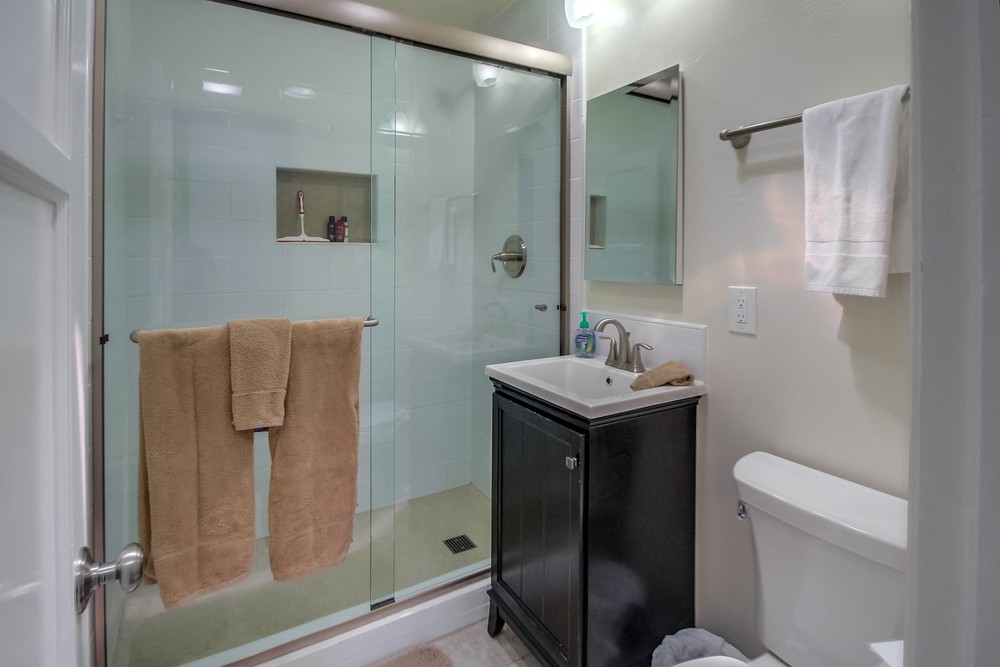 Virtual tour photo 28 of 68 for 1405 Tourmaline St
