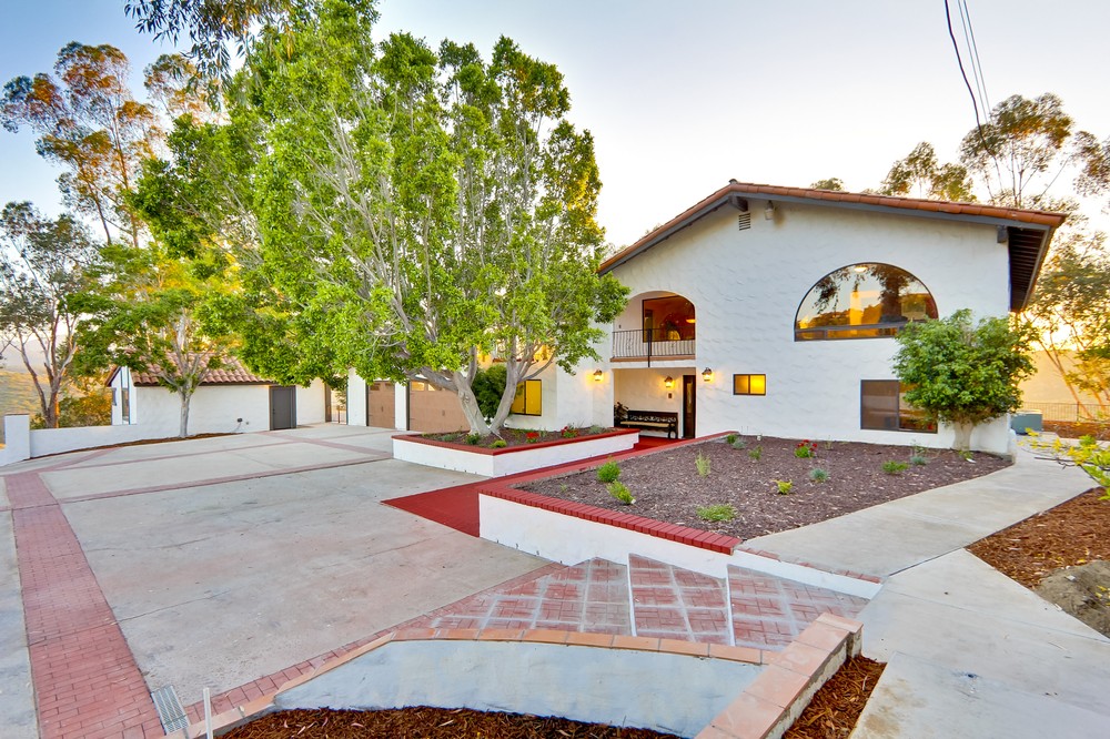 Virtual tour photo 8 of 110 for 14062 Jamacha Hills Rd