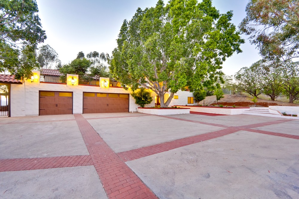 Virtual tour photo 40 of 110 for 14062 Jamacha Hills Rd
