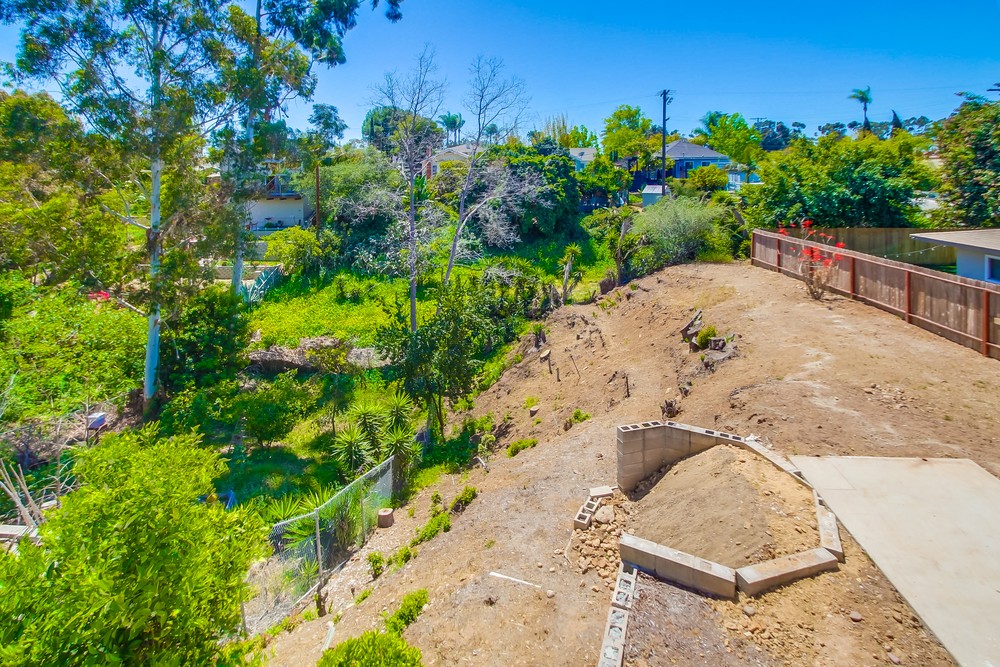 Virtual tour photo 25 of 60 for 1409 Brookes Ave
