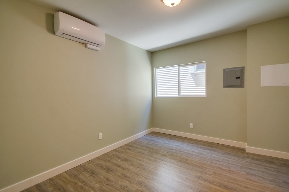 Virtual tour photo 47 of 60 for 1409 Brookes Ave