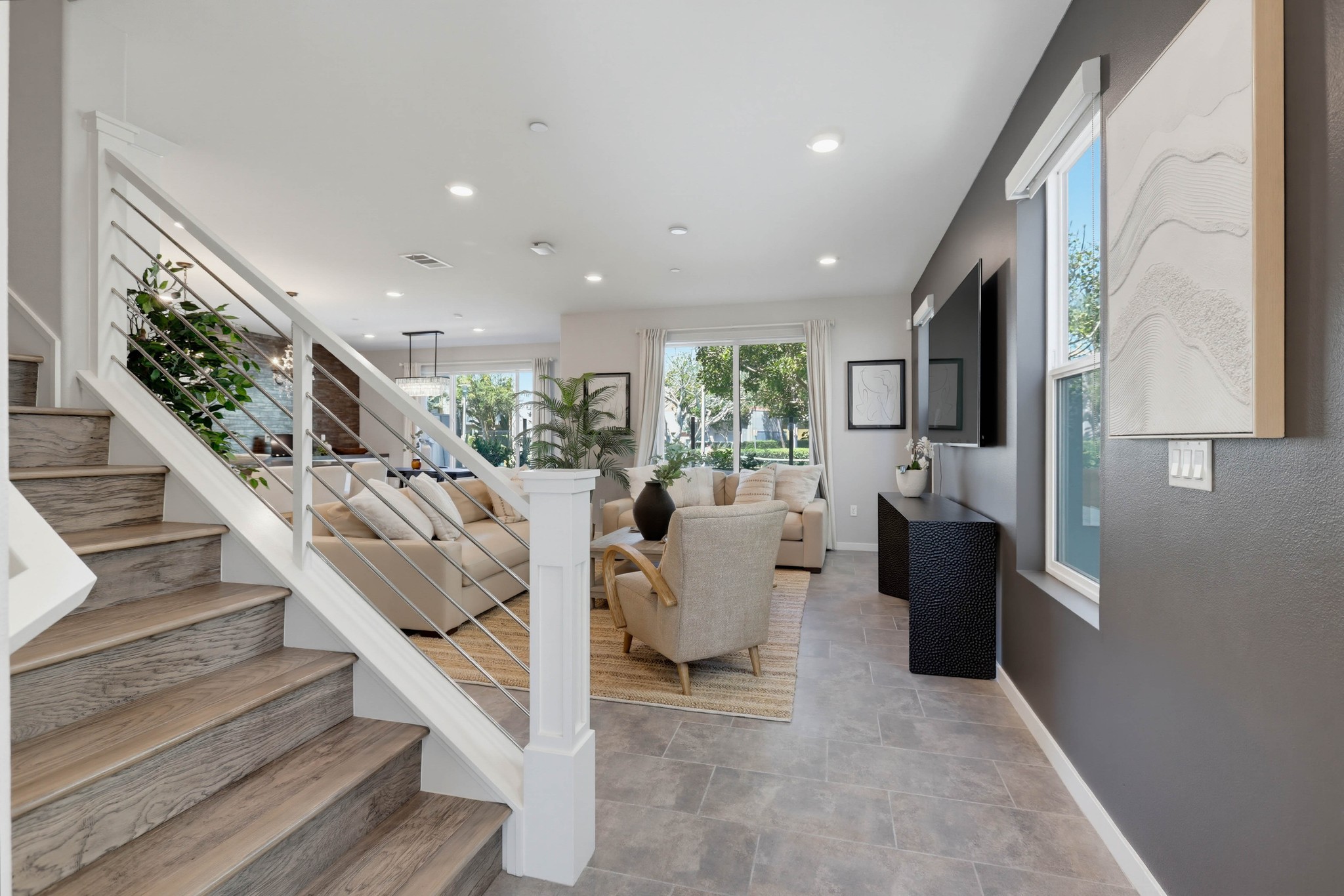 Virtual tour photo 6 of 100 for 141 Tribeca