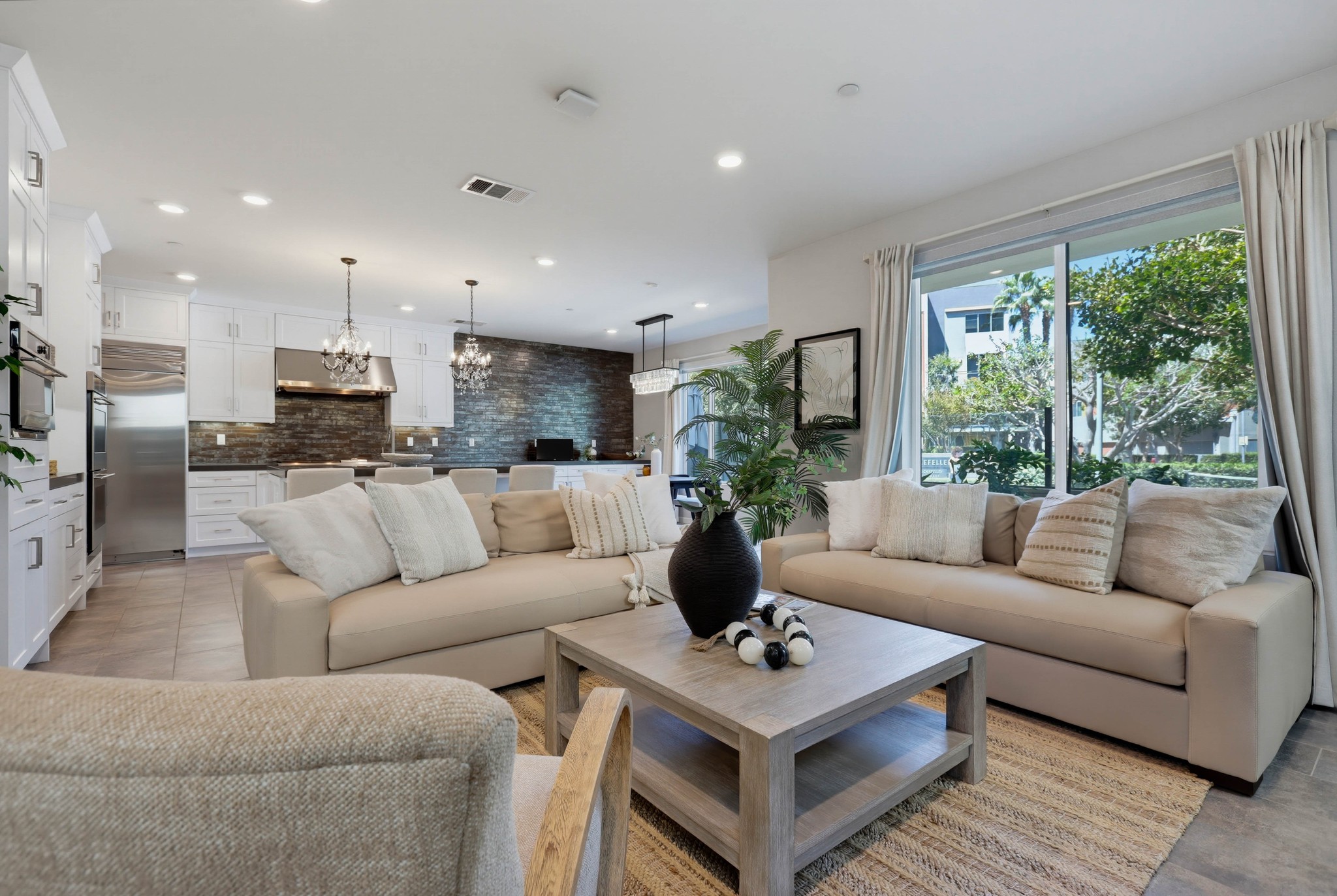 Virtual tour photo 9 of 100 for 141 Tribeca
