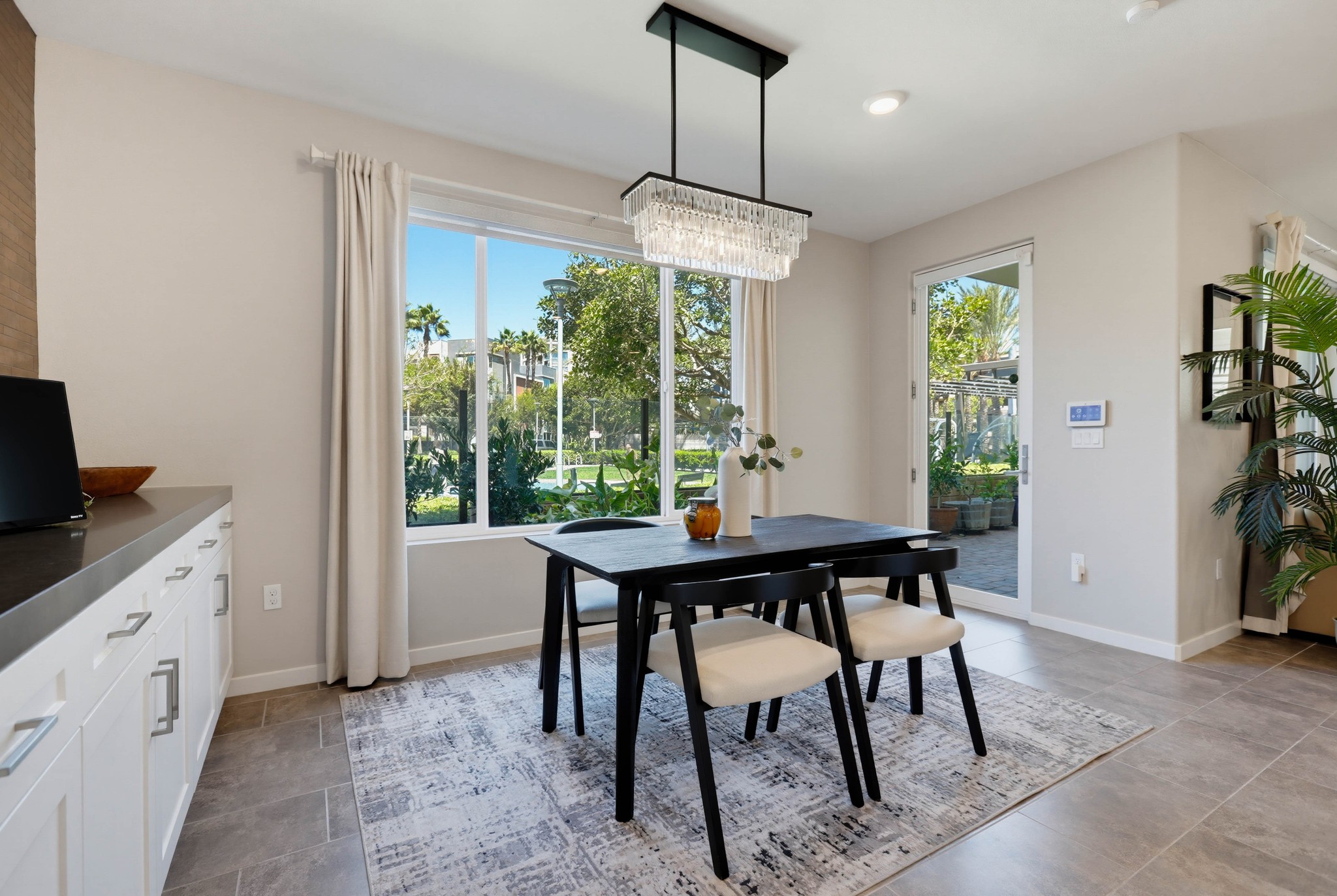 Virtual tour photo 23 of 100 for 141 Tribeca