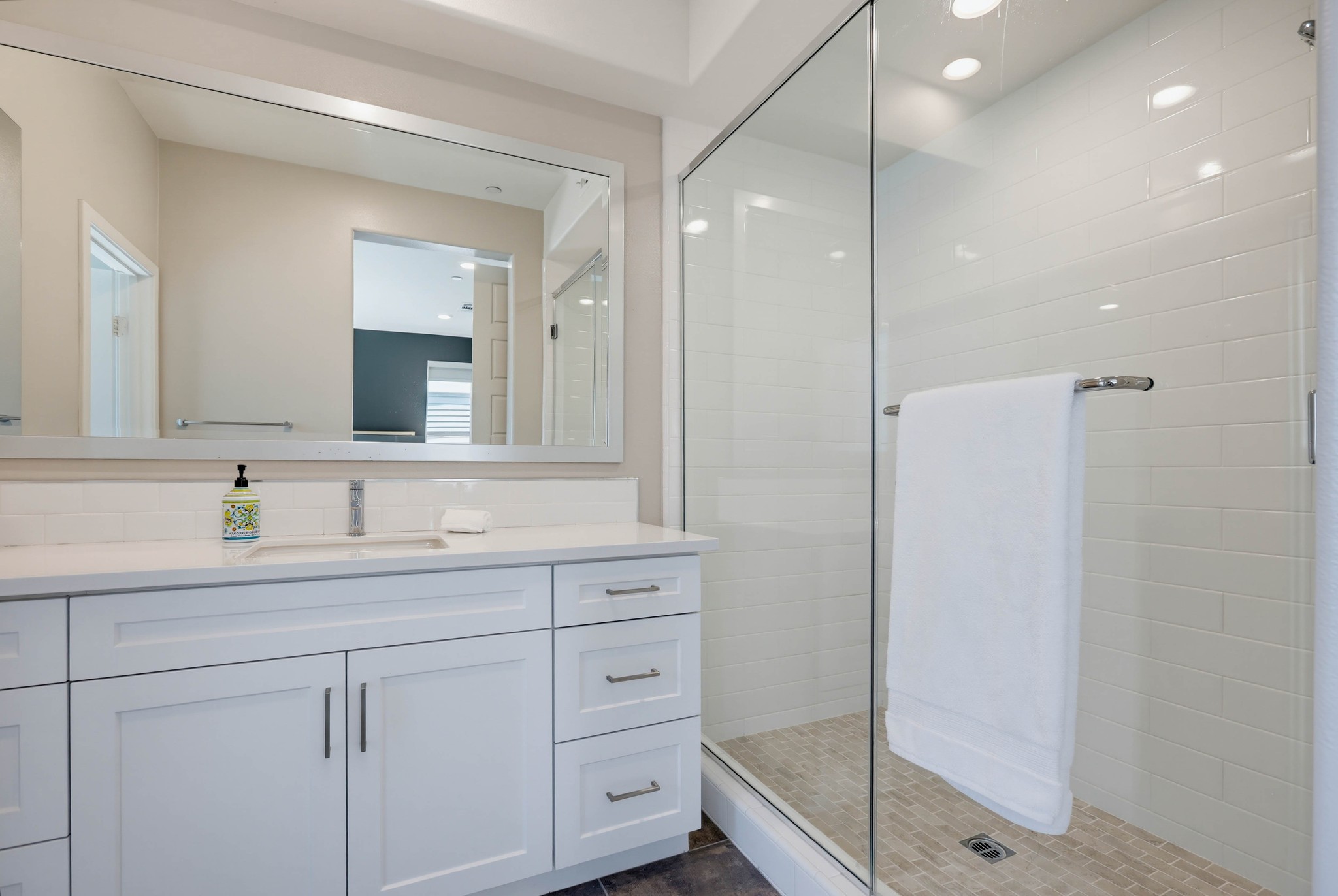 Virtual tour photo 41 of 100 for 141 Tribeca
