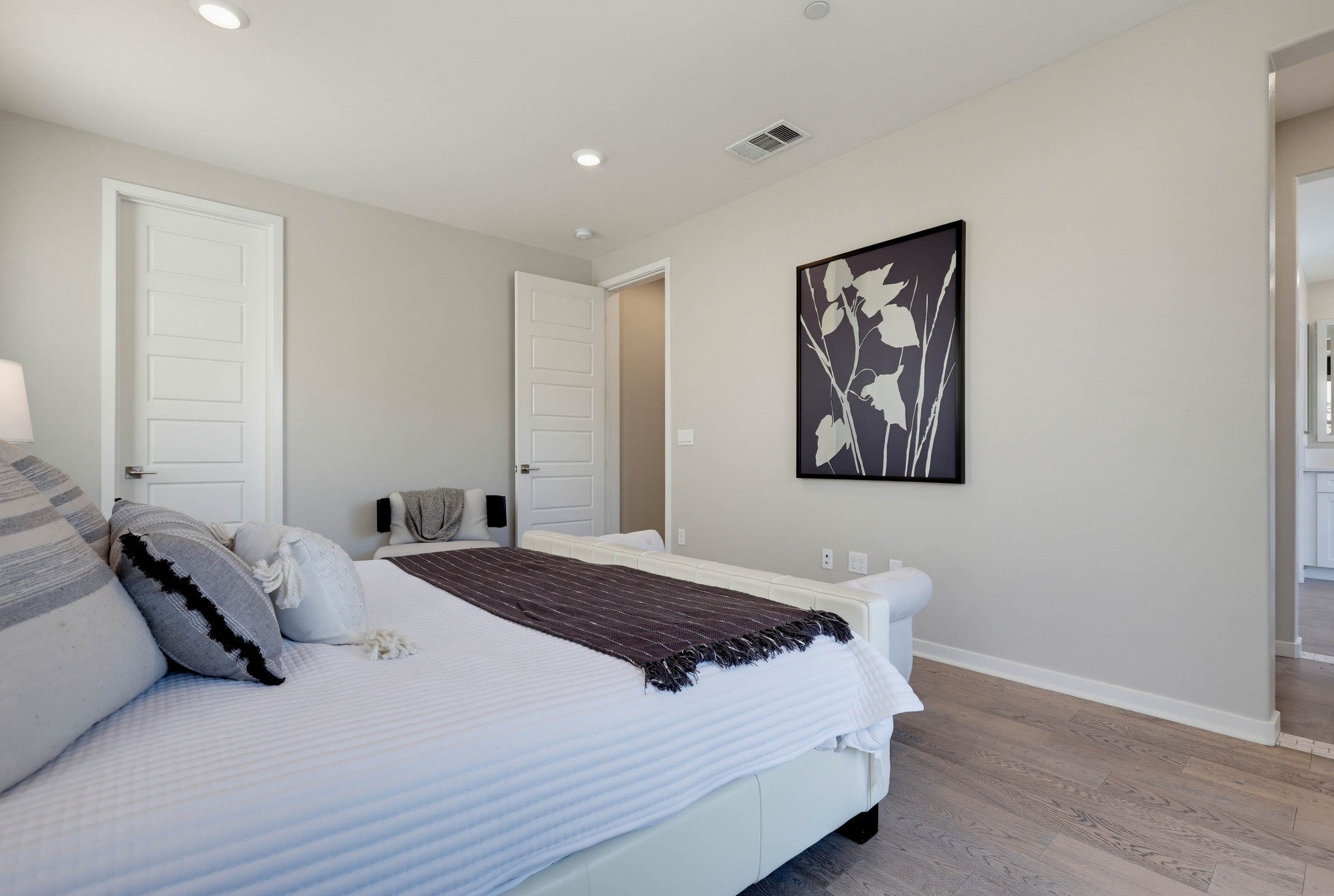 Virtual tour photo 47 of 100 for 141 Tribeca