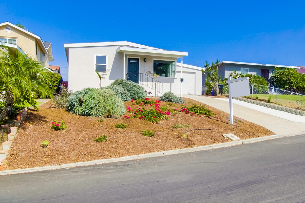 Virtual tour photo 3 of 45 for 1412 Frankfort St