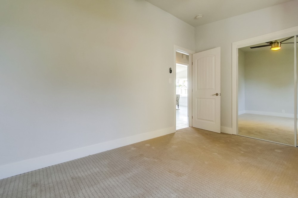 Virtual tour photo 32 of 45 for 1412 Frankfort St