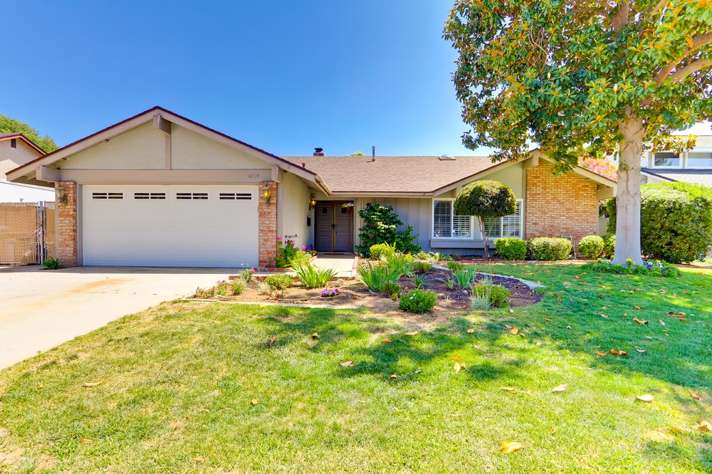 Virtual tour photo 1 of 38 for 14129 Los Nietos Ave