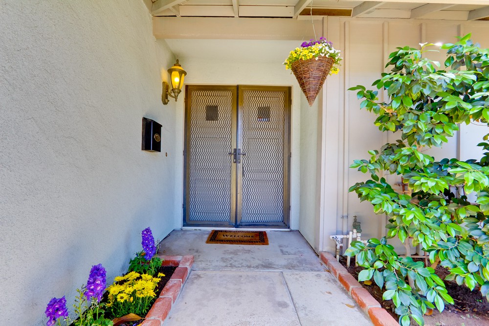 Virtual tour photo 7 of 38 for 14129 Los Nietos Ave