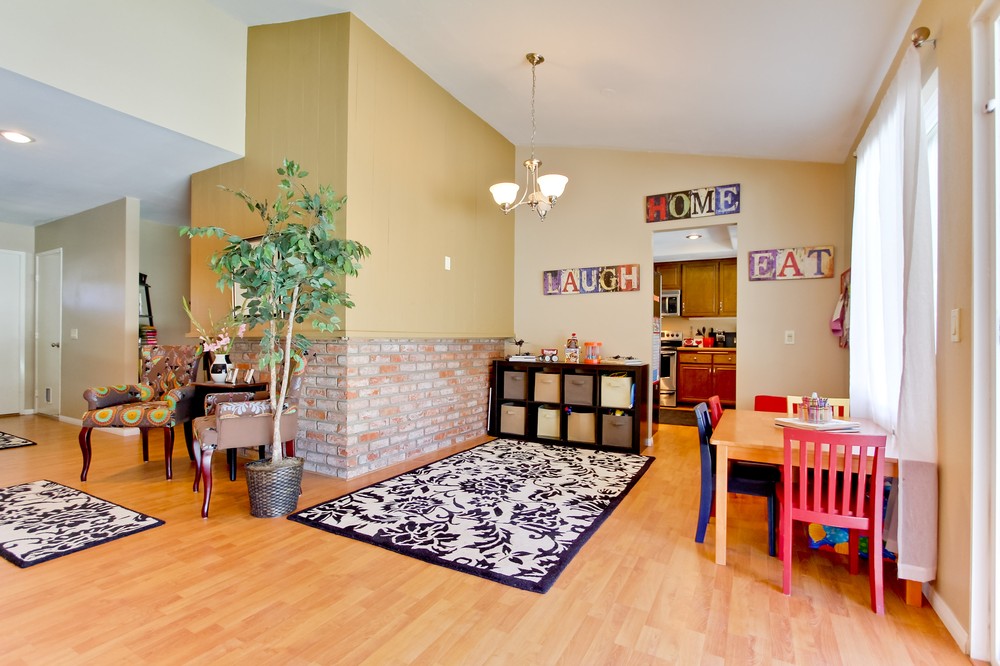 Virtual tour photo 17 of 38 for 14129 Los Nietos Ave