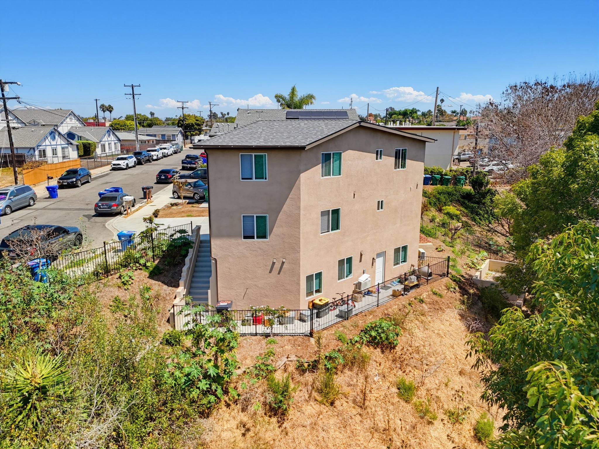 Virtual tour photo 12 of 48 for 1413 Shoshone St