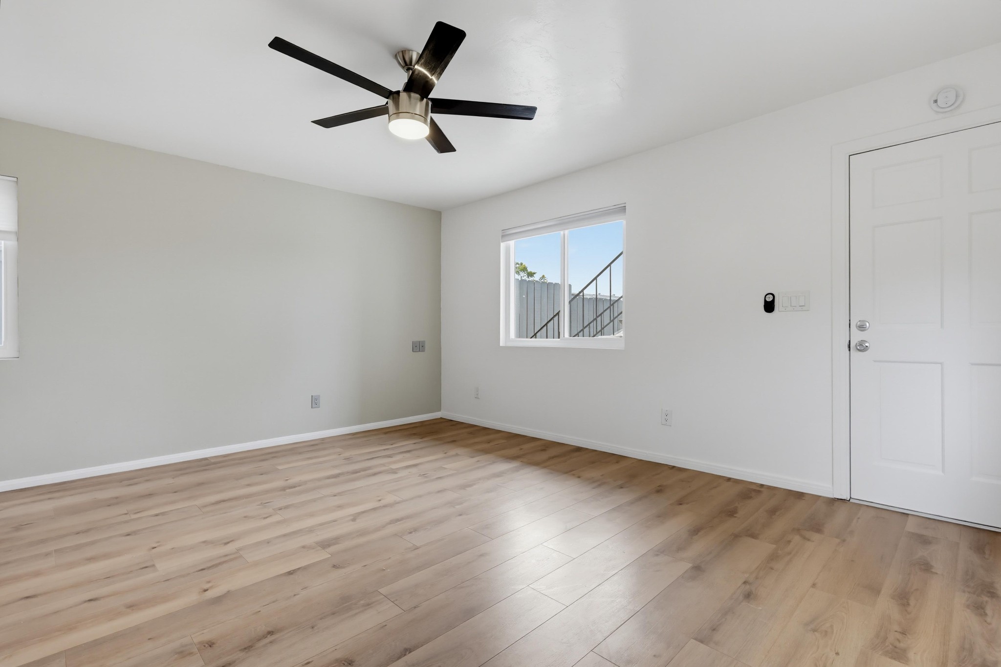 Virtual tour photo 13 of 45 for 1414 Grand Ave
