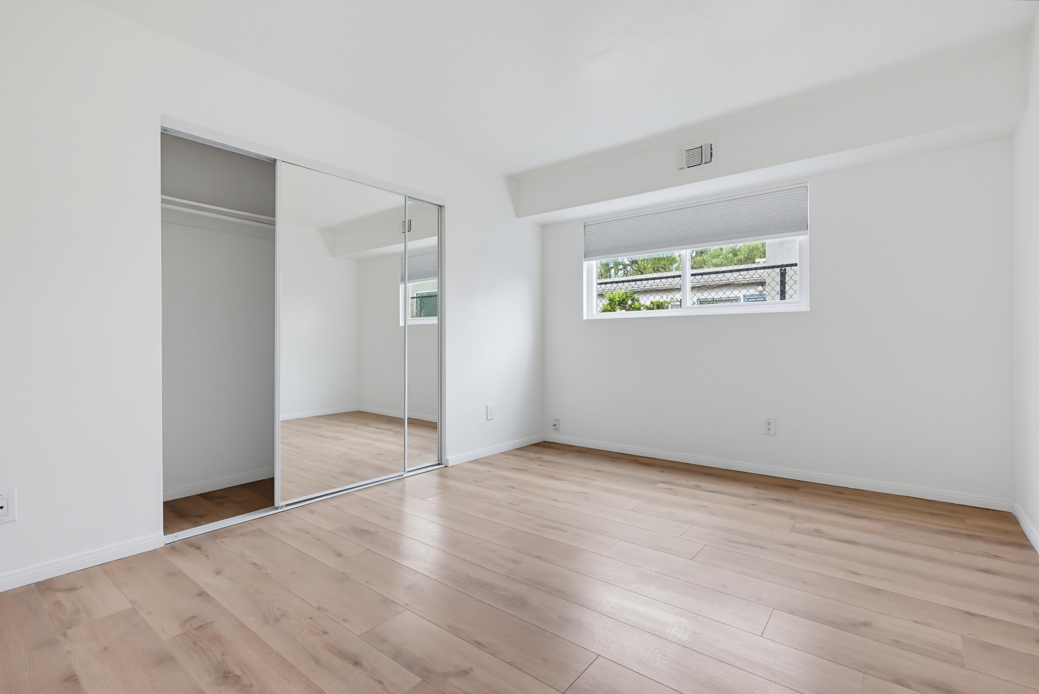 Virtual tour photo 25 of 45 for 1414 Grand Ave