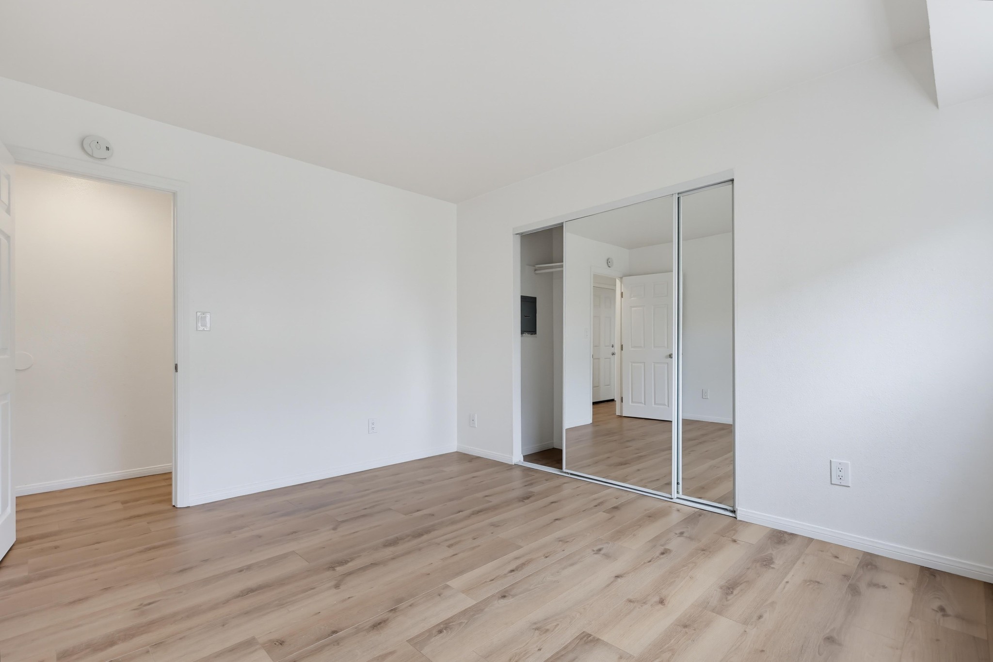 Virtual tour photo 27 of 45 for 1414 Grand Ave