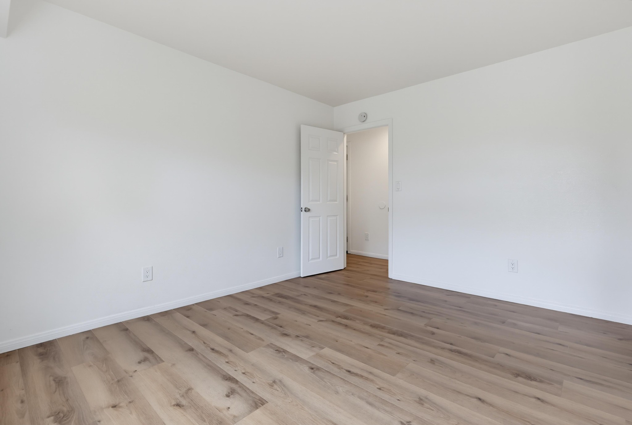 Virtual tour photo 28 of 45 for 1414 Grand Ave