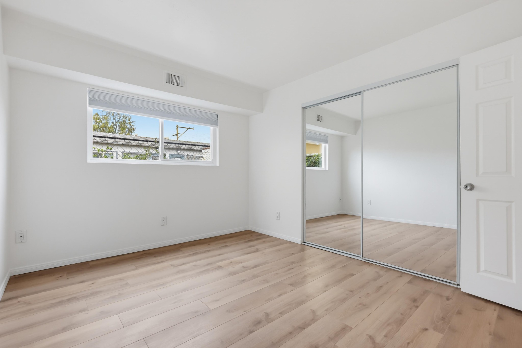 Virtual tour photo 39 of 45 for 1414 Grand Ave