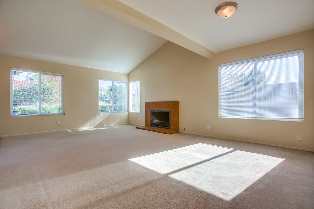 Virtual tour photo 10 of 59 for 14140 Barrymore St