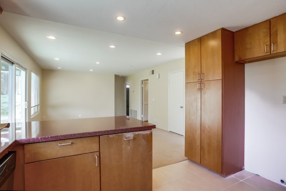 Virtual tour photo 21 of 59 for 14140 Barrymore St