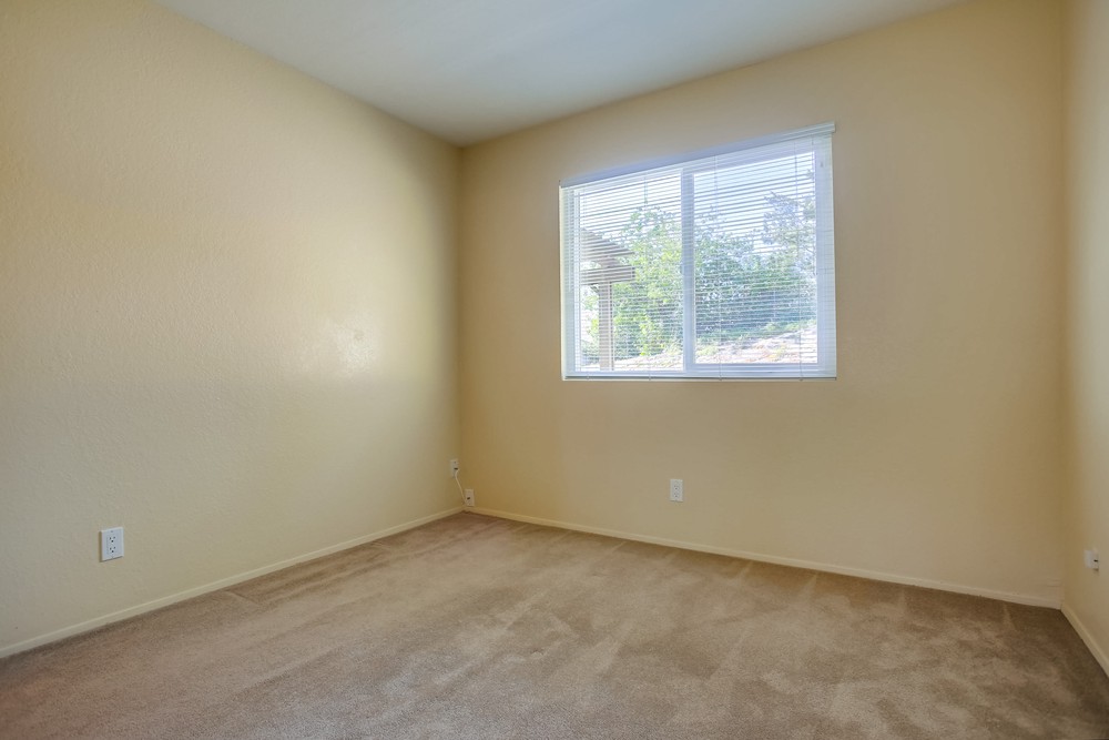 Virtual tour photo 23 of 59 for 14140 Barrymore St