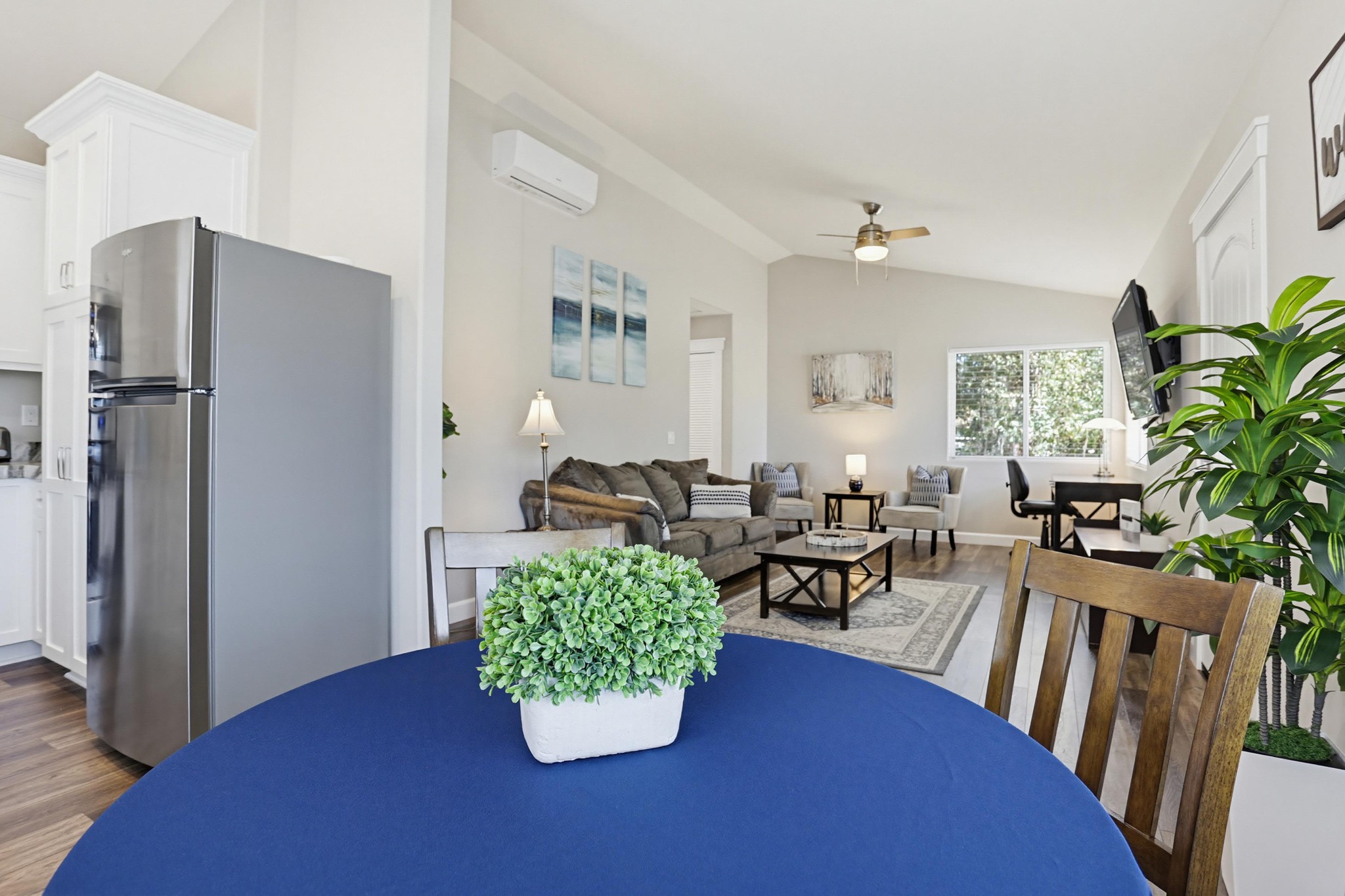 Virtual tour photo 14 of 30 for 14142 Del Poniente Rd