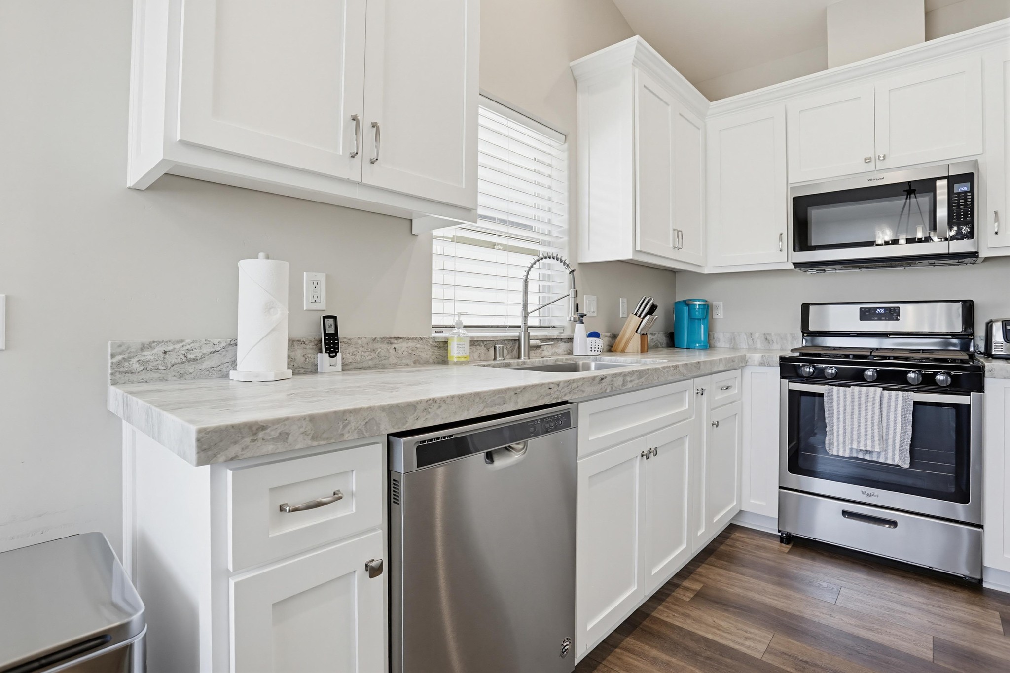 Virtual tour photo 15 of 30 for 14142 Del Poniente Rd