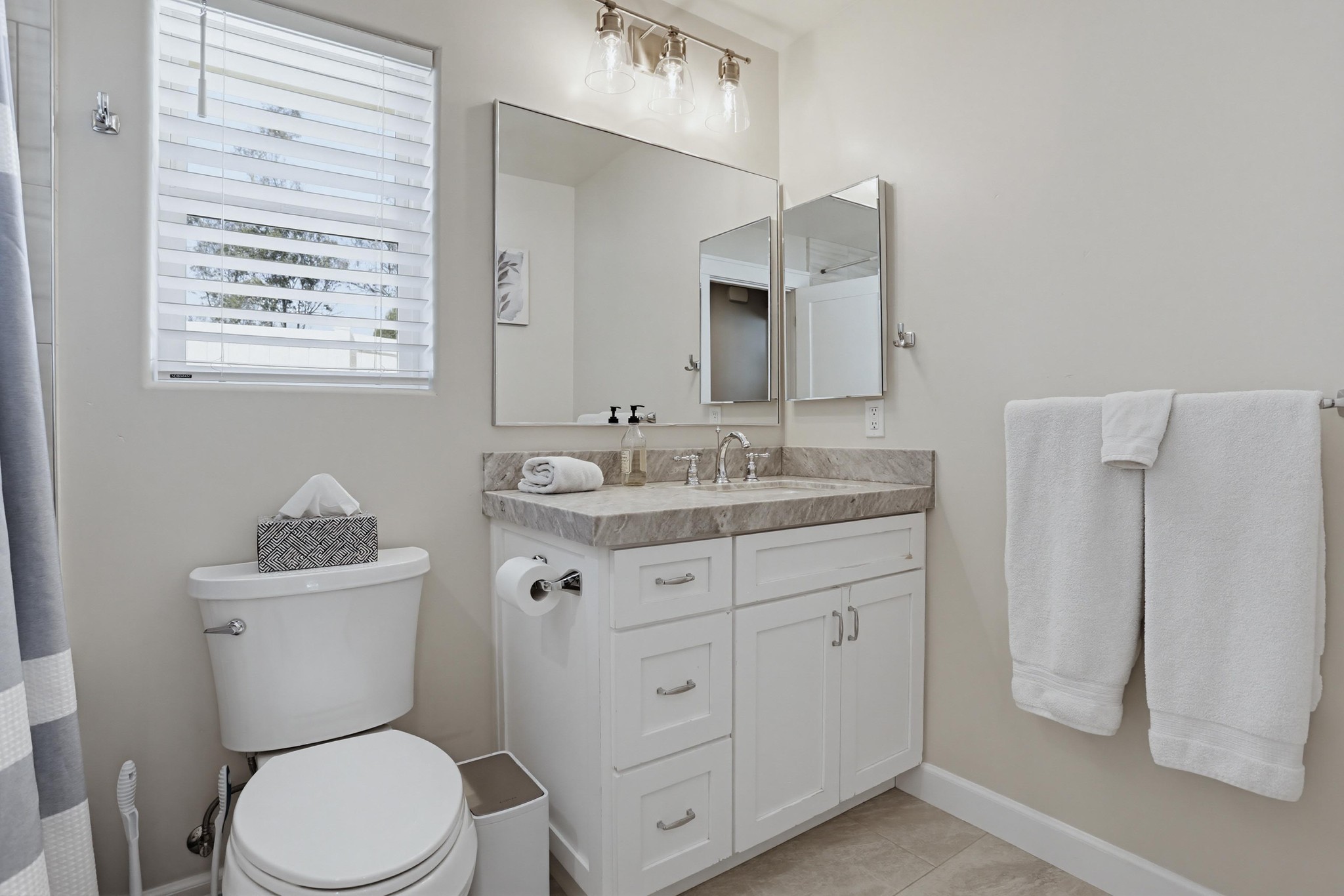 Virtual tour photo 19 of 30 for 14142 Del Poniente Rd