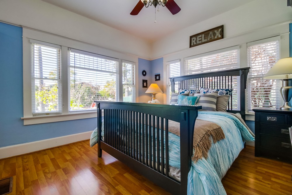 Virtual tour photo 27 of 39 for 1415 Grove St