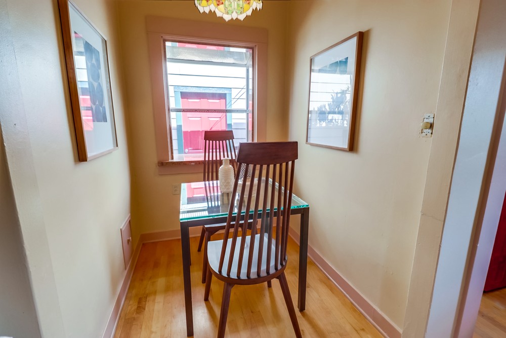 Virtual tour photo 14 of 33 for 1416 Tyler Ave