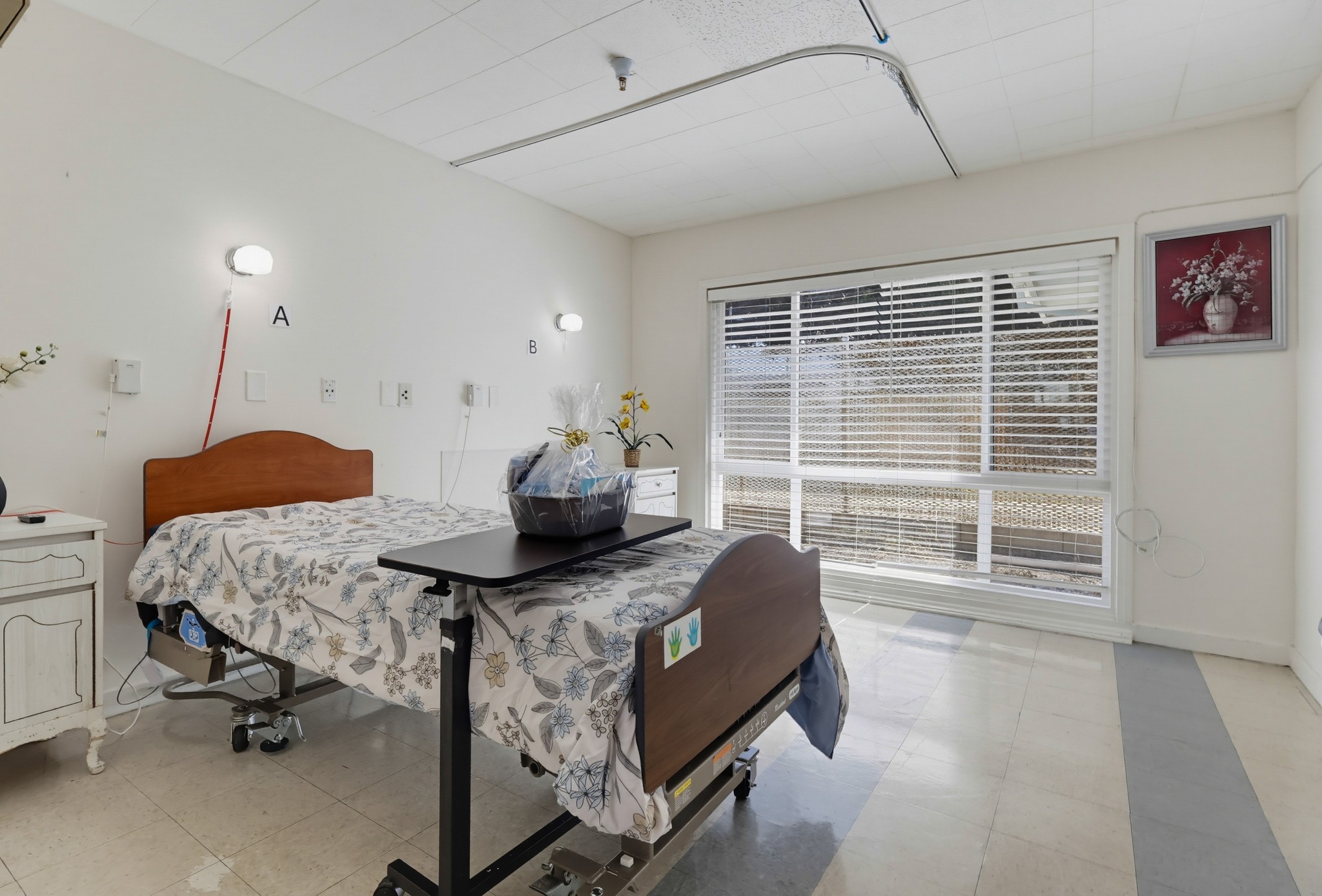 Virtual tour photo 28 of 75 for 1416 W 6th St