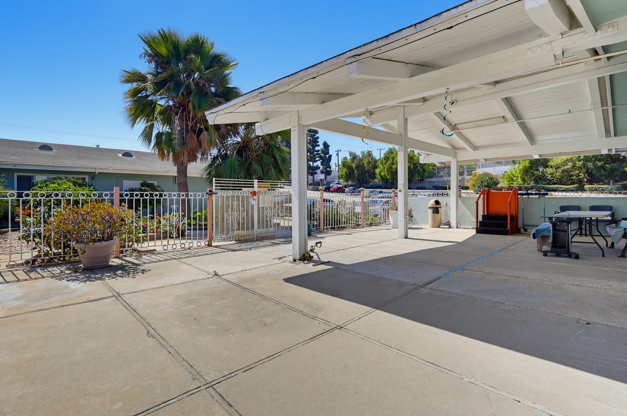 Virtual tour photo 44 of 75 for 1416 W 6th St