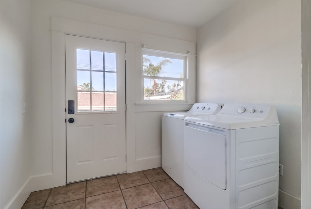 Virtual tour photo 20 of 46 for 1420 Dale St
