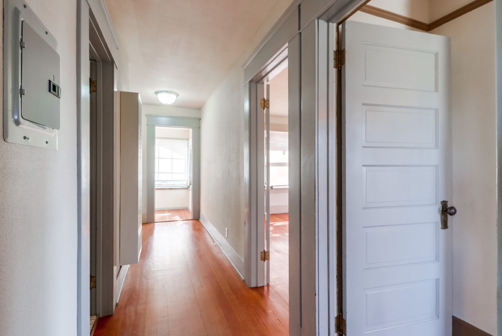 Virtual tour photo 32 of 46 for 1420 Dale St