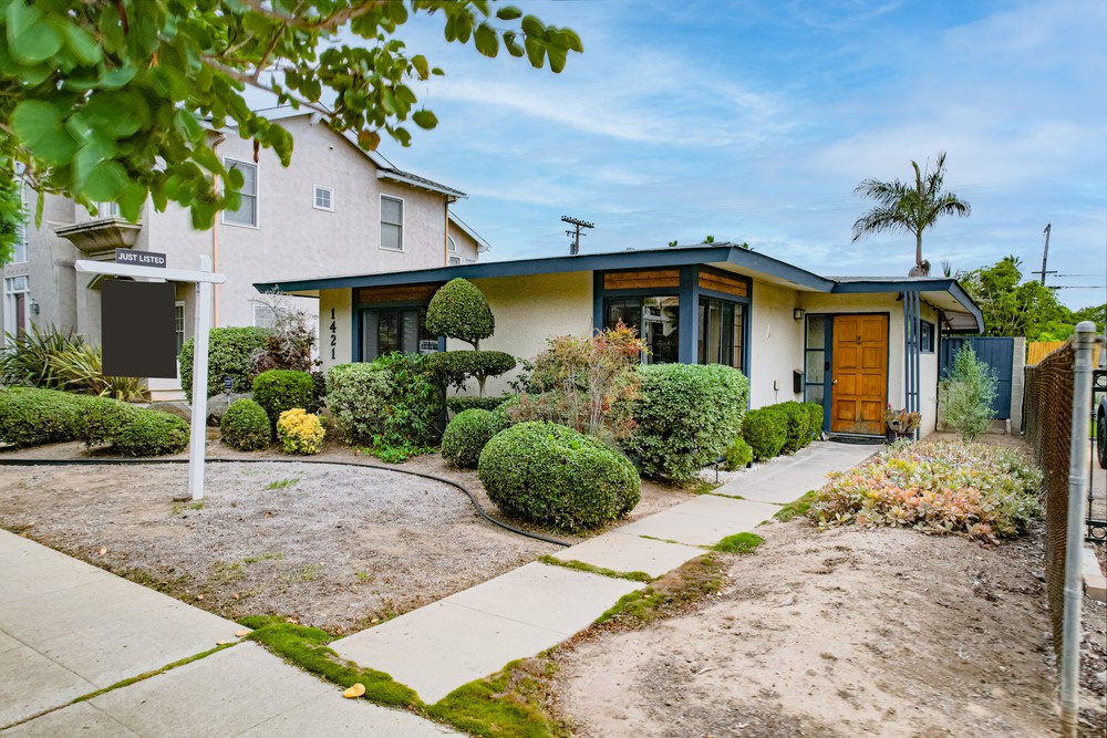 Virtual tour photo 6 of 38 for 1421 Law St