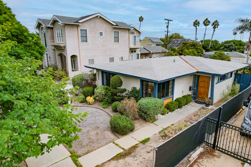 Virtual tour photo 7 of 38 for 1421 Law St