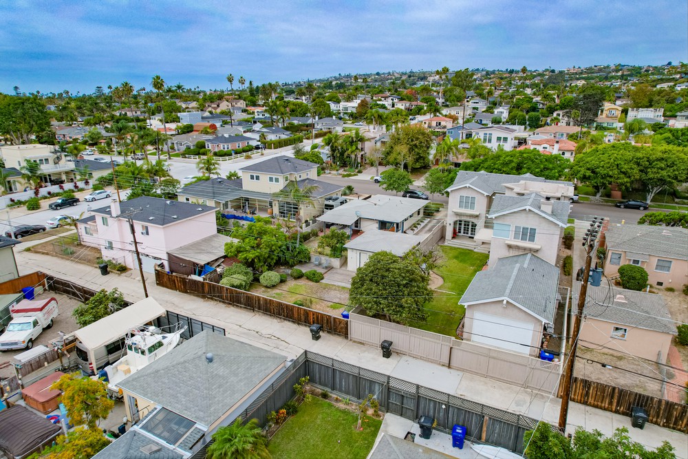 Virtual tour photo 39 of 38 for 1421 Law St