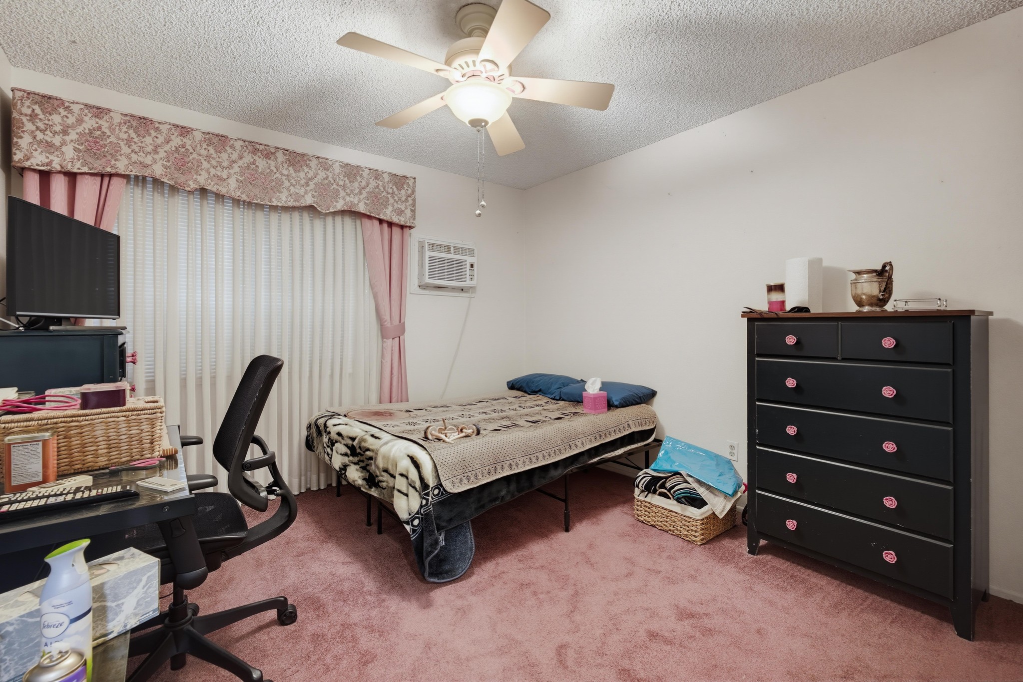 Virtual tour photo 27 of 54 for 1423 Purdue St