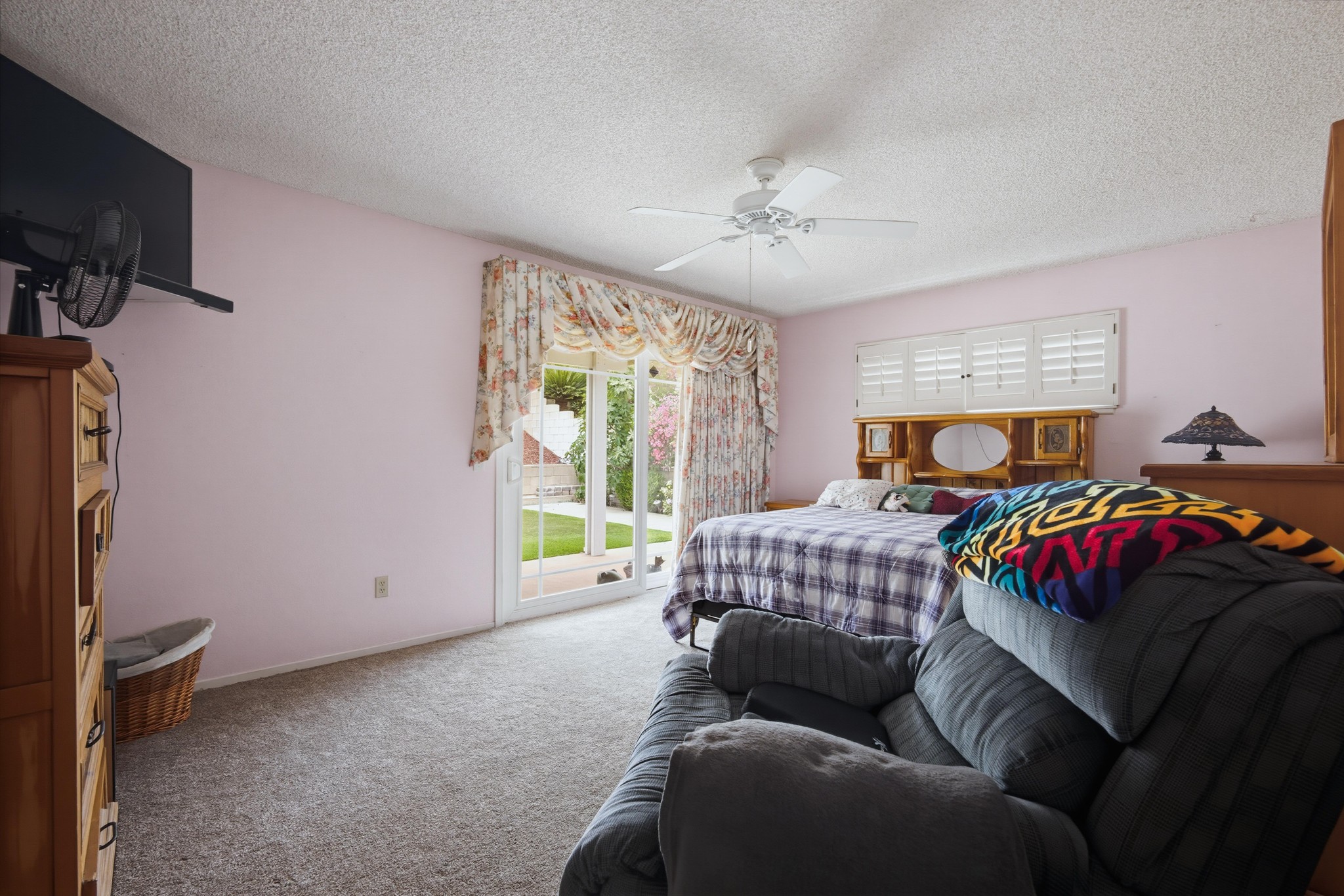 Virtual tour photo 36 of 54 for 1423 Purdue St