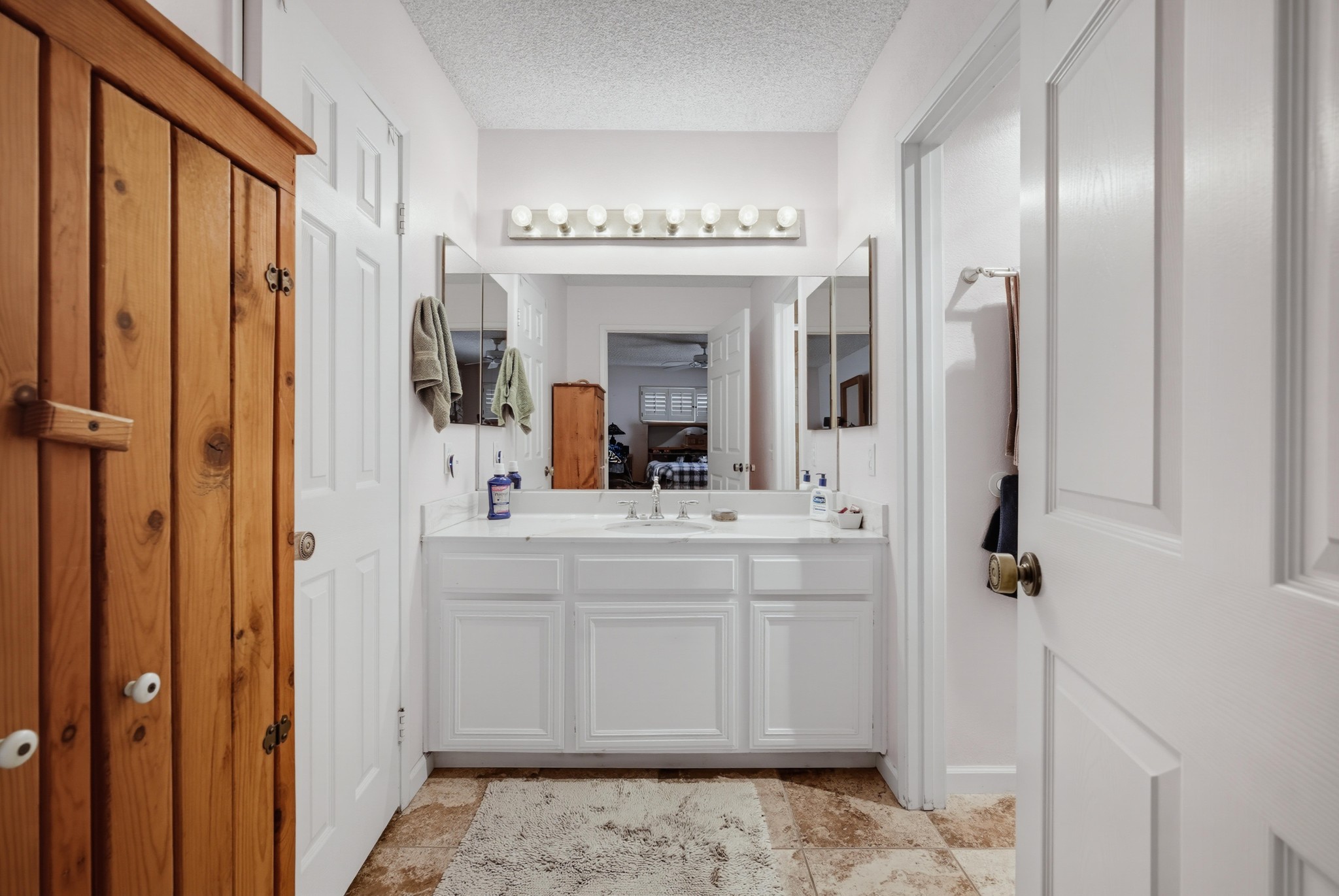 Virtual tour photo 39 of 54 for 1423 Purdue St
