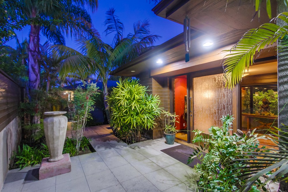 Virtual tour photo 9 of 145 for 1423 Savoy Cir