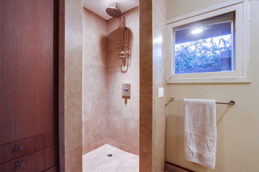 Virtual tour photo 66 of 145 for 1423 Savoy Cir