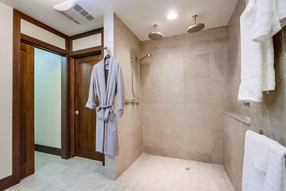 Virtual tour photo 77 of 145 for 1423 Savoy Cir