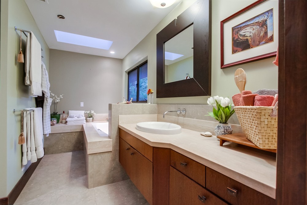 Virtual tour photo 85 of 145 for 1423 Savoy Cir