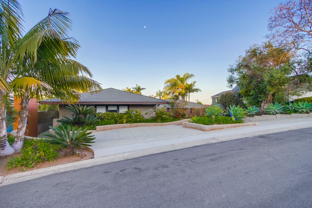 Virtual tour photo 114 of 145 for 1423 Savoy Cir