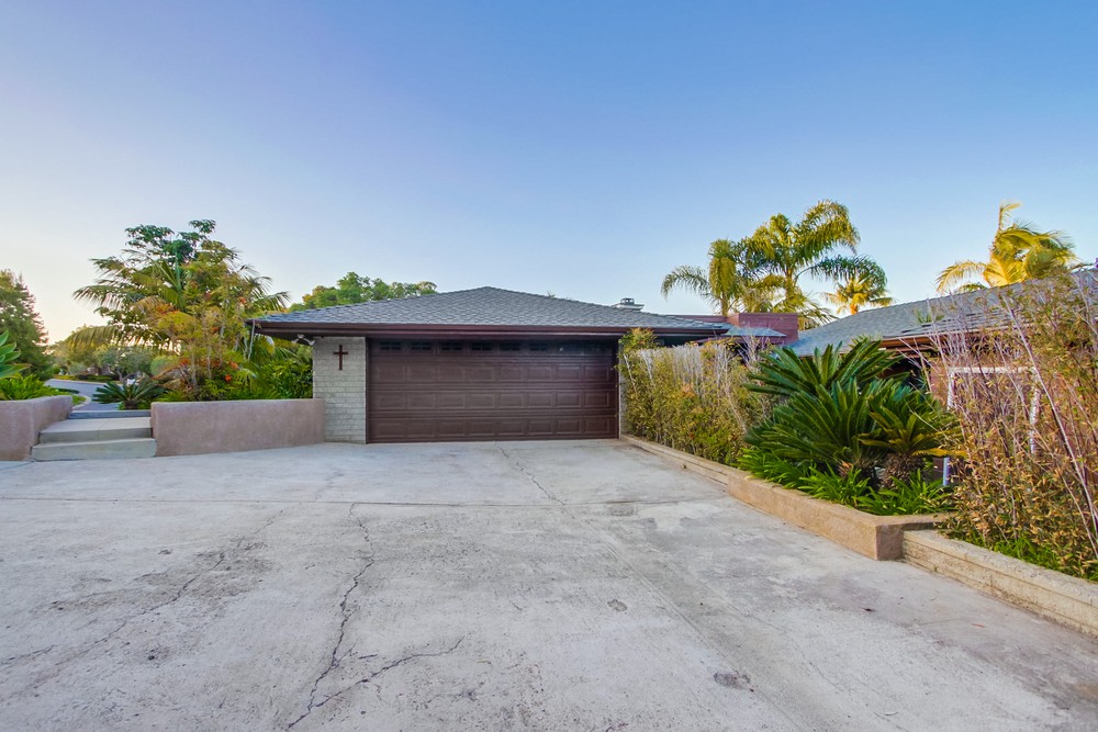 Virtual tour photo 118 of 145 for 1423 Savoy Cir