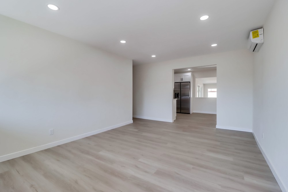 Virtual tour photo 9 of 46 for 1430 Eboe Ave