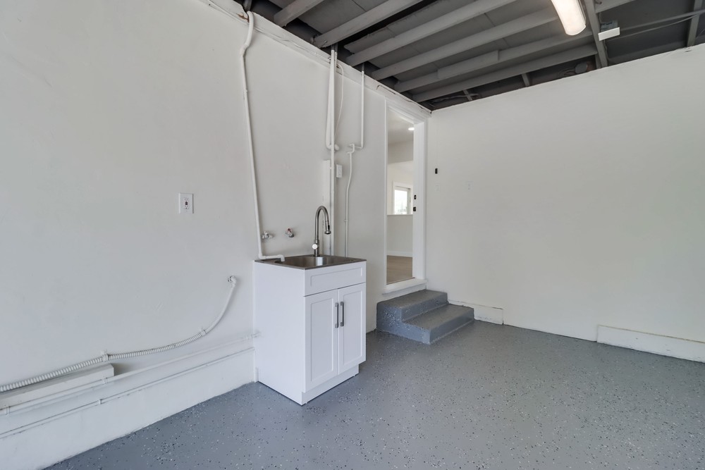 Virtual tour photo 45 of 46 for 1430 Eboe Ave