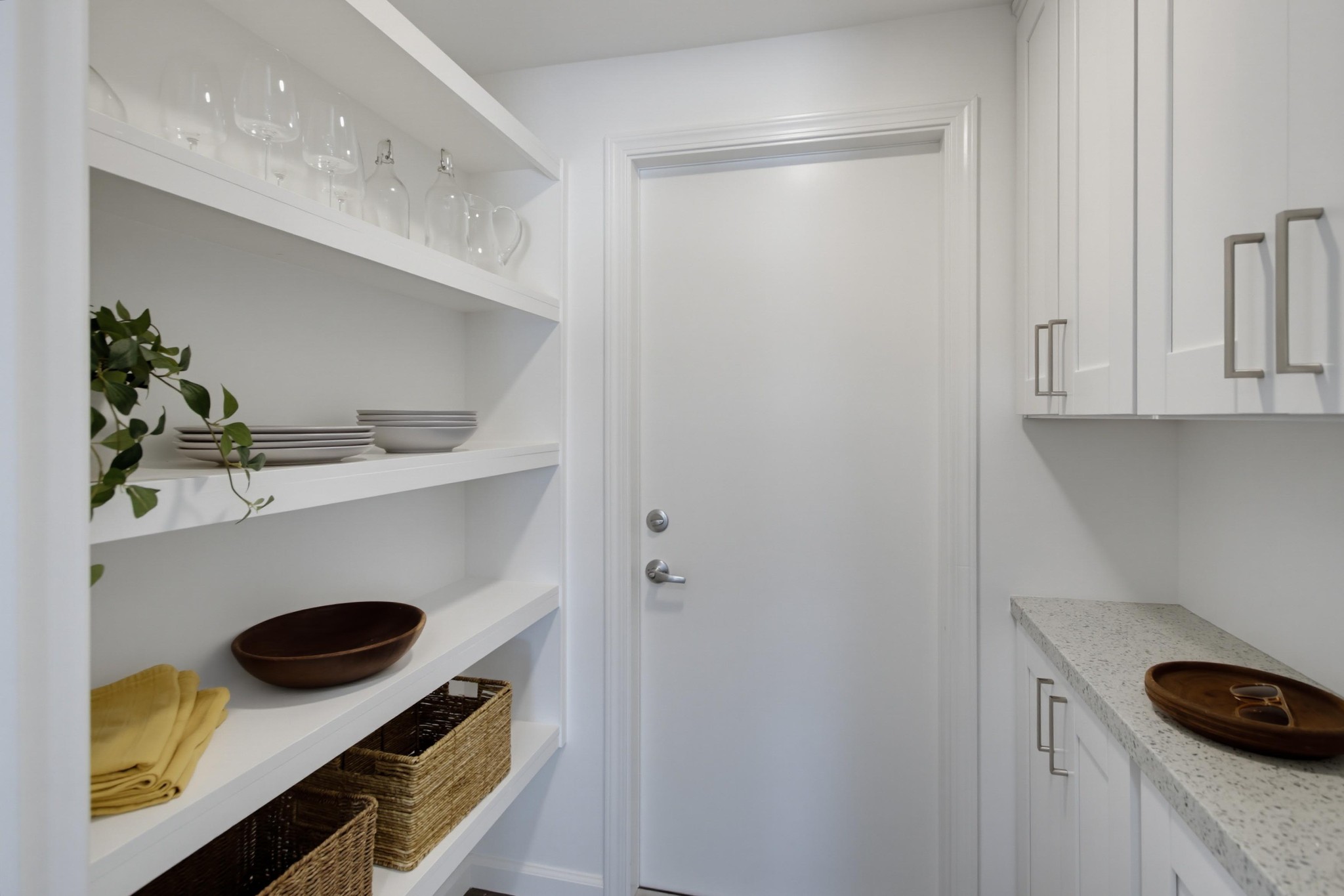 Virtual tour photo 13 of 52 for 1431 California St